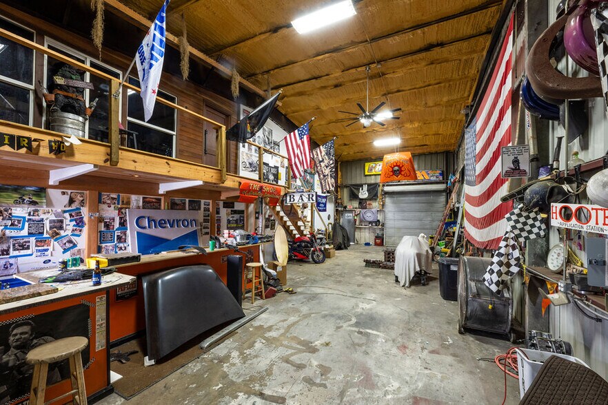 More Photos Of 3235 SE Dominica Ter, Stuart Warehouse For Sale