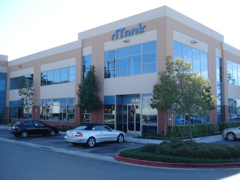 More Photos Of 7535 N San Fernando Rd, Burbank Light Manufacturing For Lease