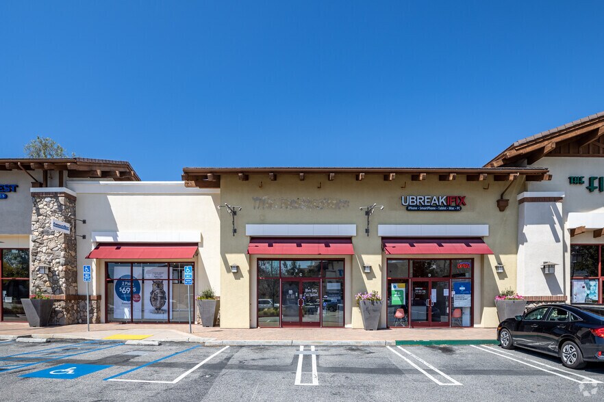 More Photos Of 23602-23624 El Toro Rd, Lake Forest General Retail For Lease