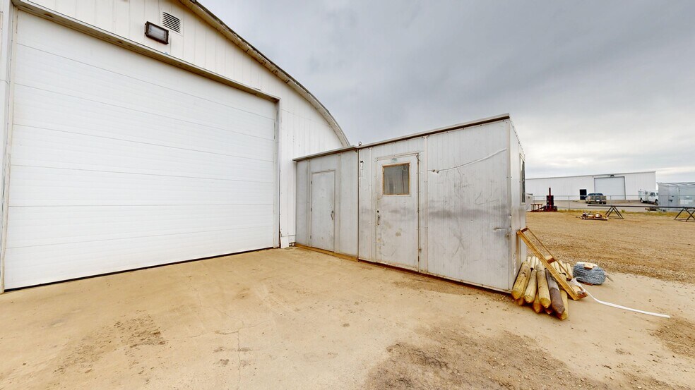 More Photos Of 3804-47 Ave, Stettler Warehouse For Sale