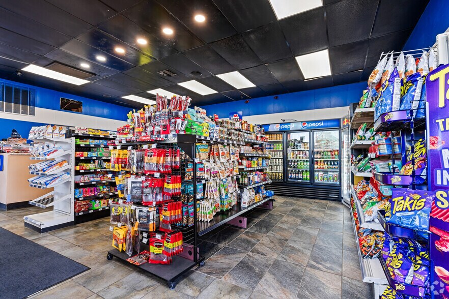 More Photos Of 2470 Balls Ferry Rd, Anderson Service Station For Sale