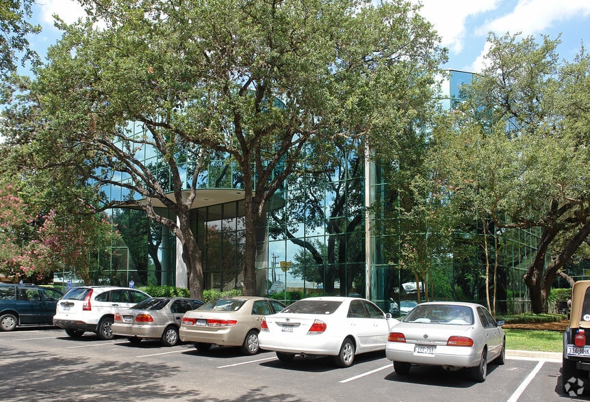 More Photos Of 4242 Medical Dr, San Antonio Unknown For Lease