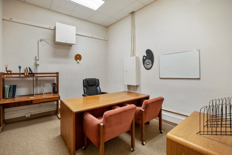 More Photos Of 124 N 3rd St, Cripple Creek Office For Sale