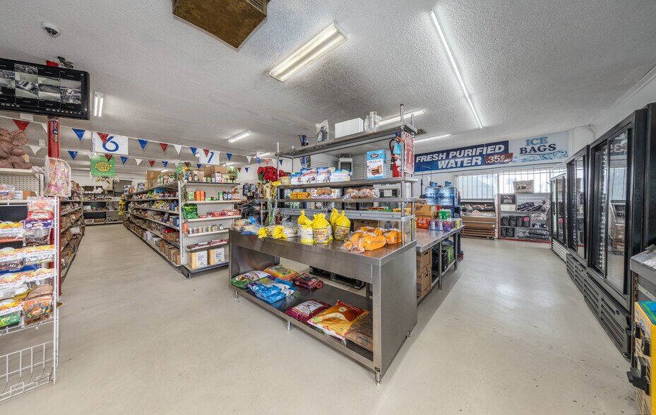 More Photos Of , Banning Unknown For Sale