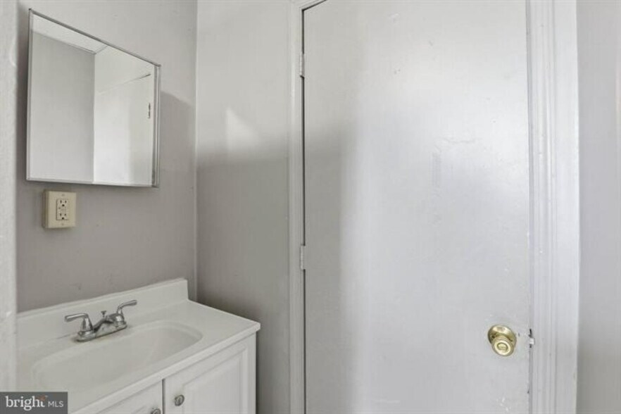 More Photos Of 233 W Chestnut St, Lancaster Apartments For Sale