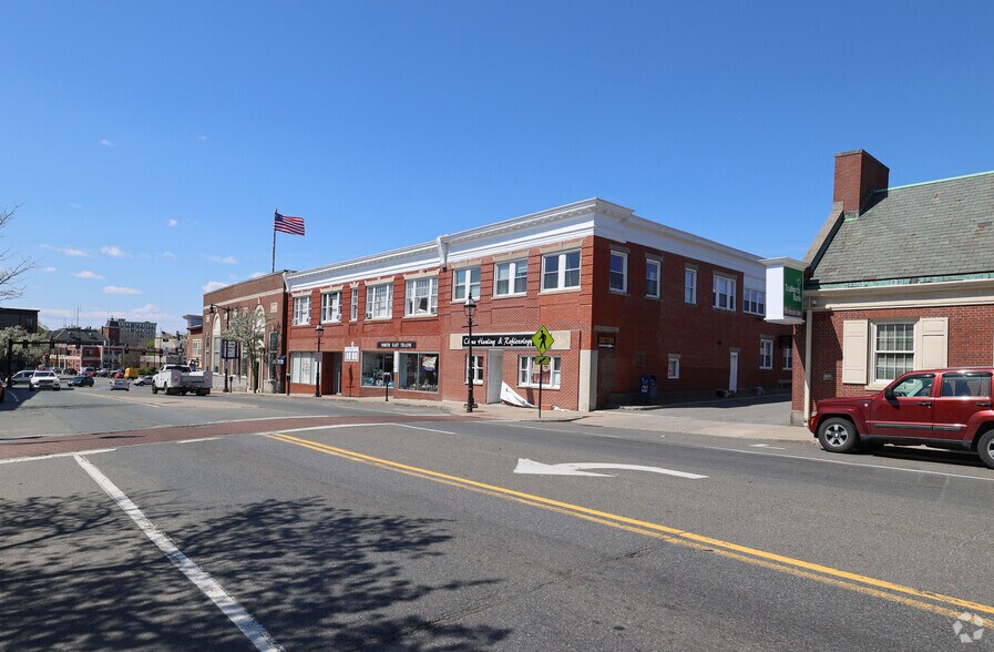 More Photos Of 24 Main St, Peabody Storefront Retail Office For Lease