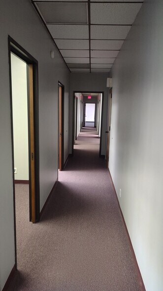More Photos Of 1225 N Logan St, Texas City Office For Lease