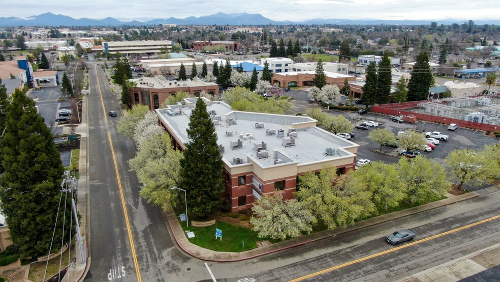 More Photos Of 2195 Larkspur Ln, Redding Office For Sale