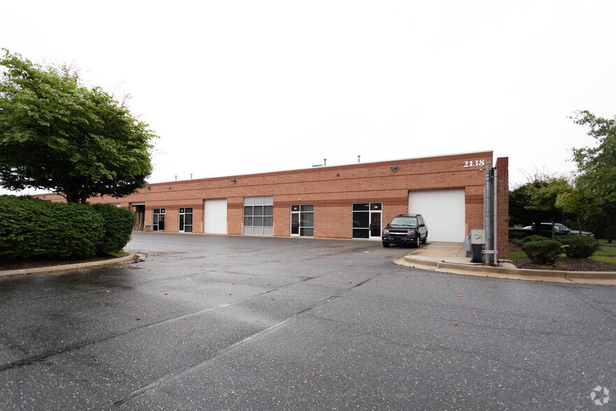 More Photos Of 2138 Priest Bridge Ct, Crofton Light Manufacturing For Lease