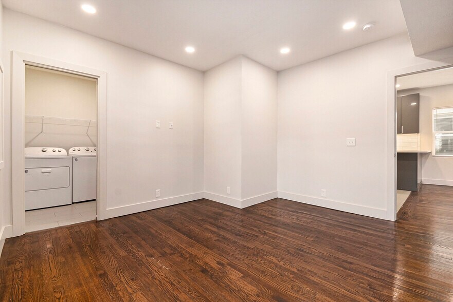 More Photos Of 2601-2603 N 45th St, Omaha Office Residential For Sale