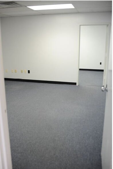 More Photos Of 120 Kisco Ave, Mount Kisco Light Manufacturing For Lease