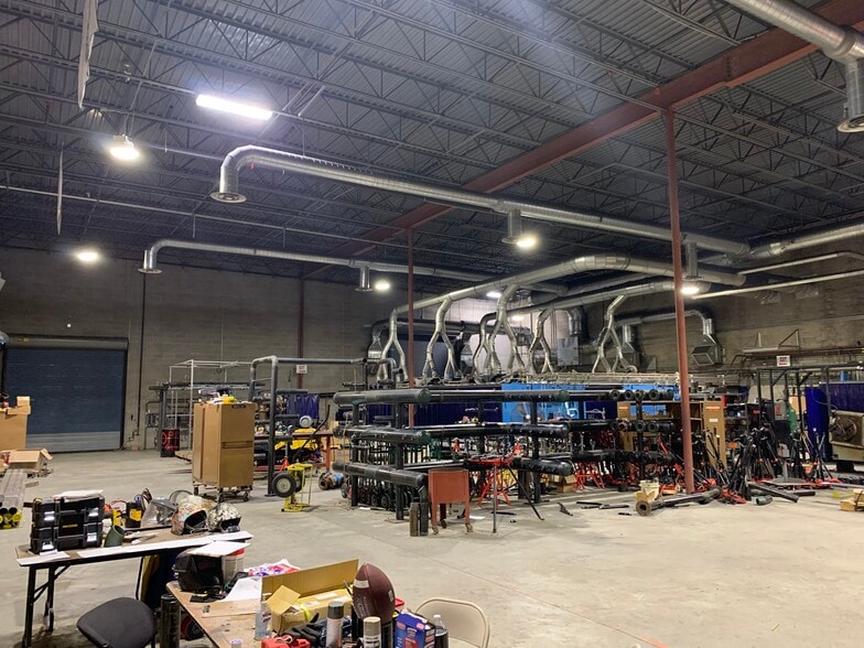 More Photos Of 7552 Accotink Park Rd, Springfield Warehouse For Sale