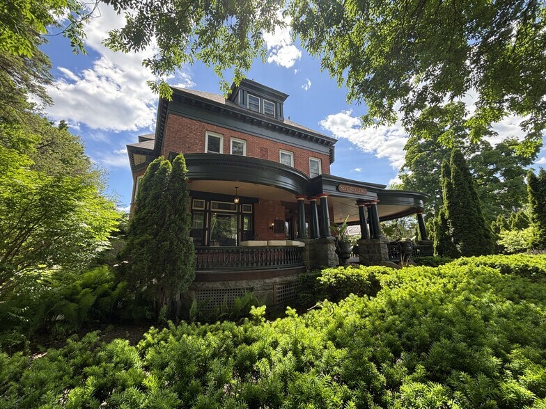More Photos Of 72 Union Ave, Saratoga Springs Apartments For Sale