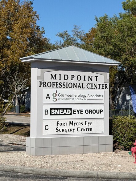 More Photos Of 4790 Barkley Cir, Fort Myers Land For Sale