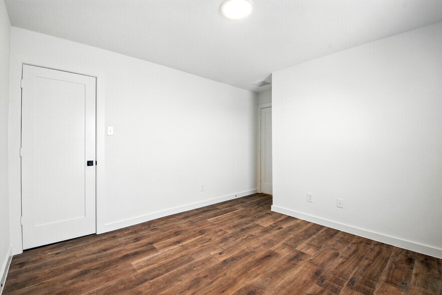 More Photos Of , Dayton Multifamily For Sale