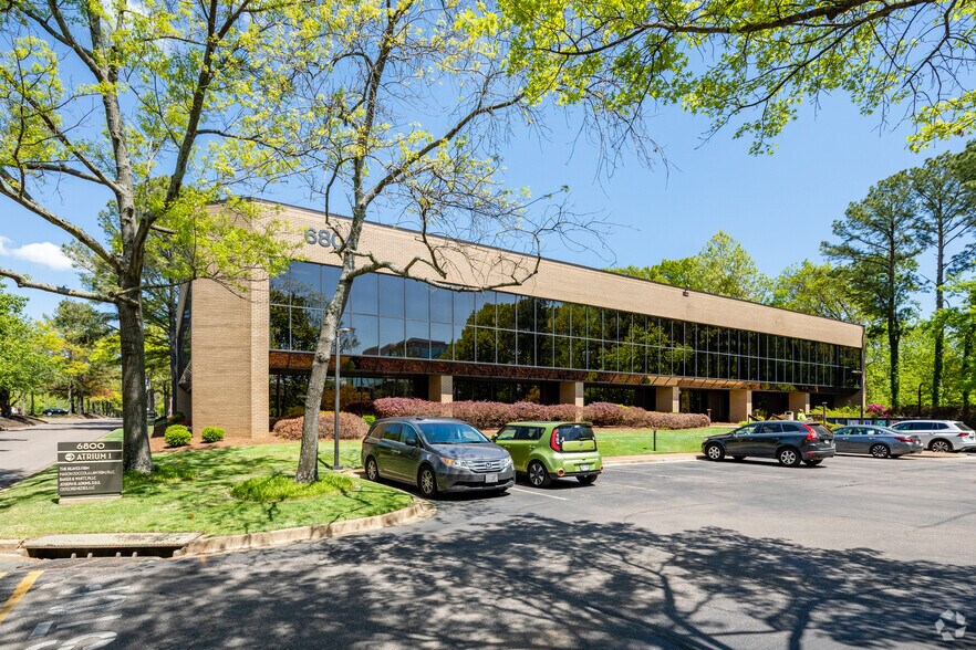 More Photos Of 6800 Poplar Ave, Memphis Office For Lease
