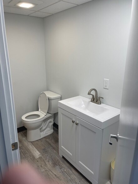 More Photos Of 3101 W Limestone Rd, Wilmington Medical For Lease