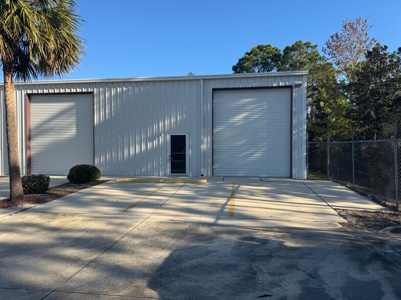 More Photos Of 200 Waler Way, Saint Augustine Warehouse For Lease