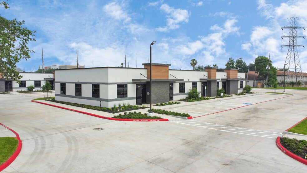 More Photos Of 4807 Sugar Grove Blvd, Stafford Office For Lease