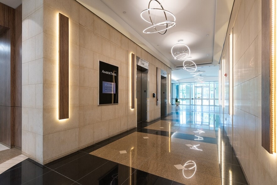 More Photos Of 17177 Preston Rd, Dallas Office For Lease