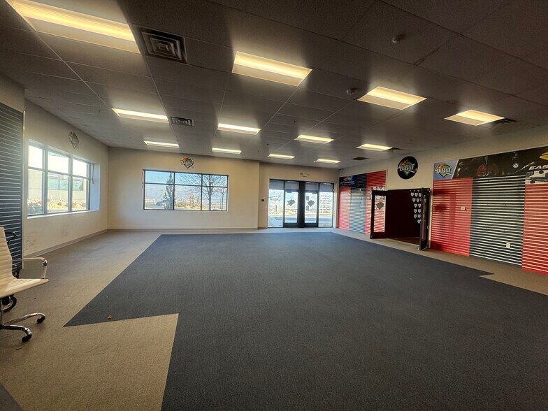 More Photos Of 15856 S Rockwell Park Cv, Herriman Industrial For Lease