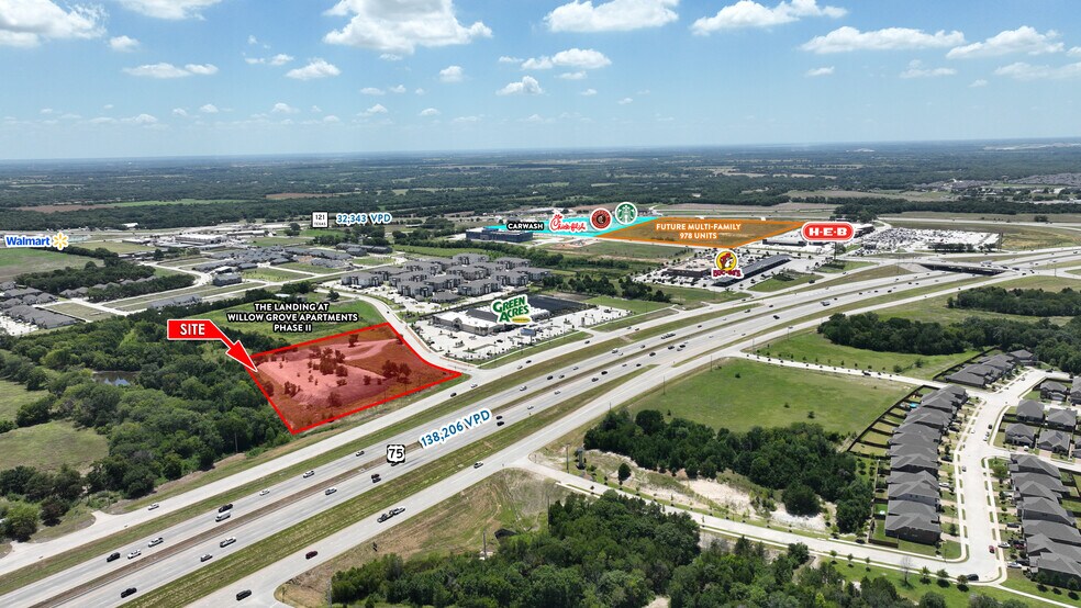 More Photos Of 2122 Central Expy, Melissa General Retail For Lease