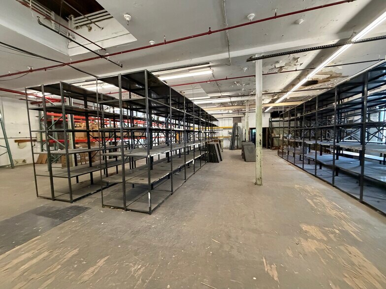 More Photos Of 34-19 10th St, Astoria Manufacturing For Sale
