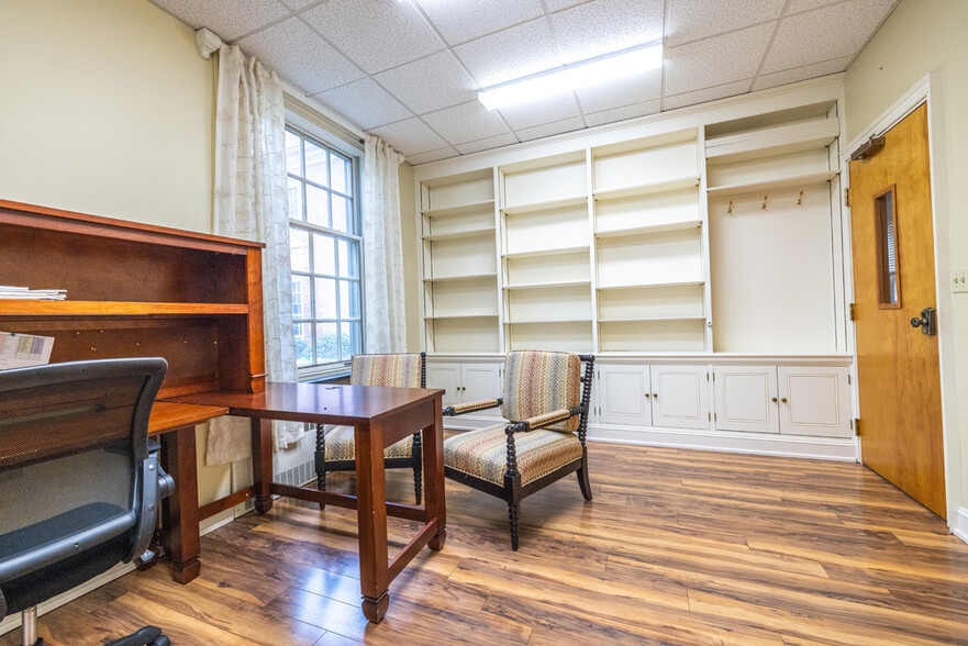 More Photos Of 2344 Center St, Bethlehem Specialty For Sale