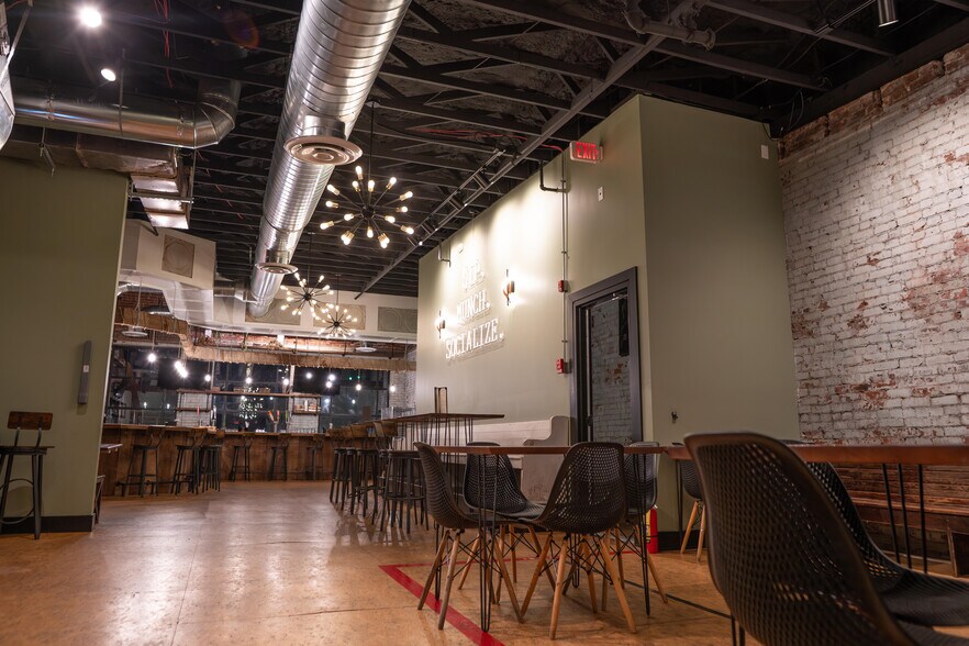 More Photos Of 1 N Lowry St, Smyrna Restaurant For Sale