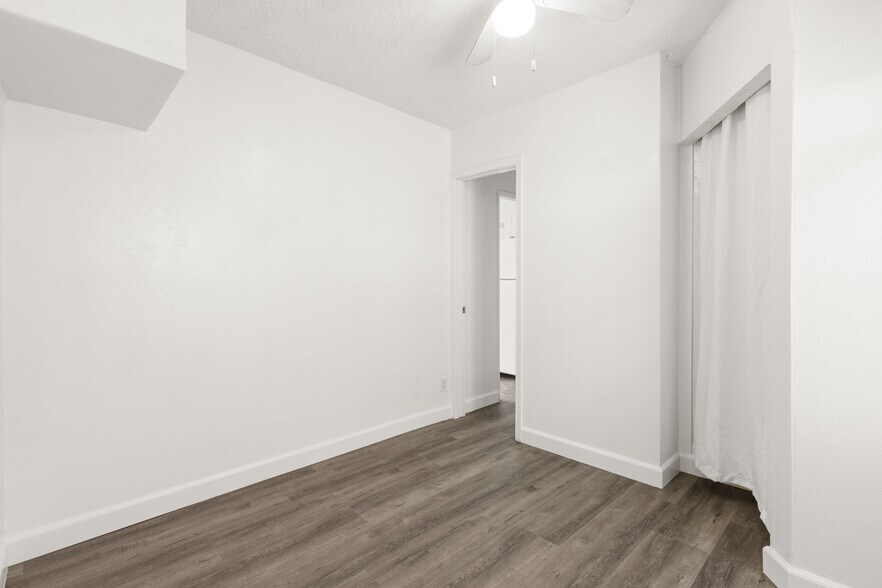 More Photos Of 4236 1/2 41st St, San Diego Apartments For Sale