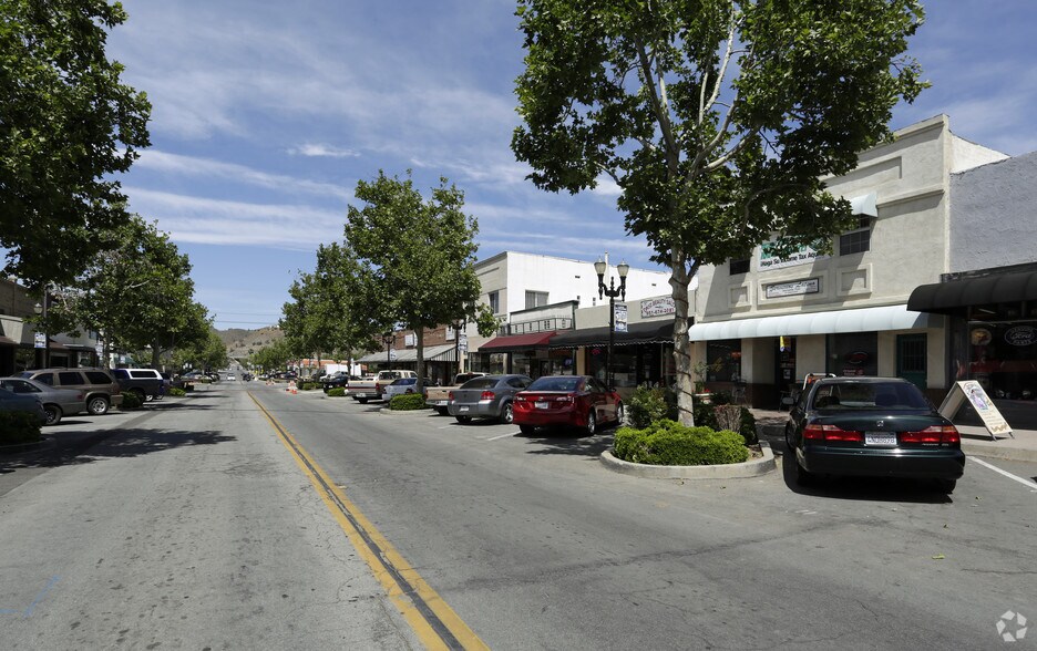 More Photos Of 118 N Main St, Lake Elsinore Storefront For Sale