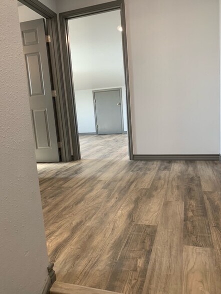 More Photos Of 6176 FM 725, New Braunfels Warehouse For Lease