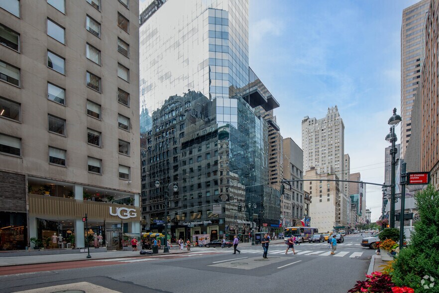 More Photos Of 546 Fifth Ave, New York Office For Lease