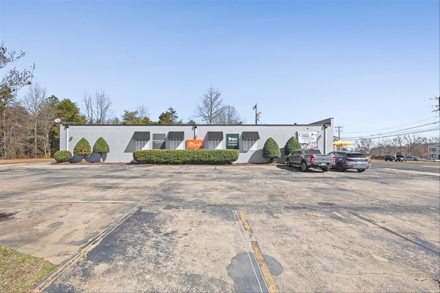 More Photos Of 14040 S Tryon St, Charlotte General Retail For Sale