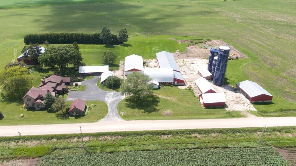 More Photos Of 19665 T Ave, Hawkeye Land For Sale