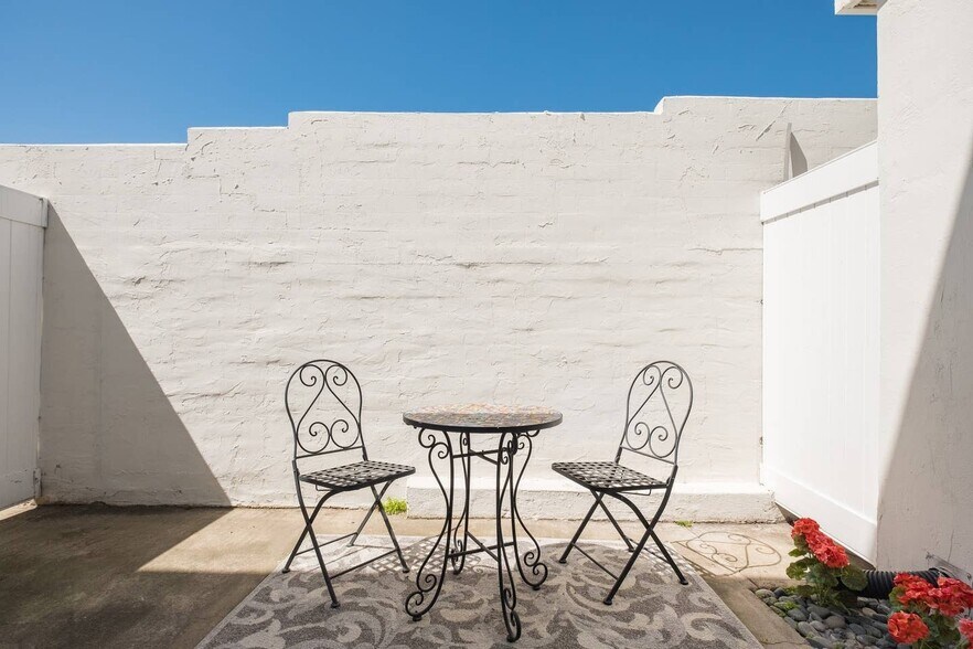 More Photos Of 4073 Gresham St, San Diego Apartments For Sale