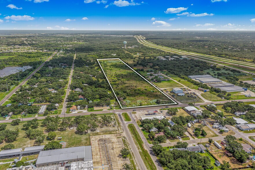 More Photos Of 2020 Market st, Rockport Land For Sale