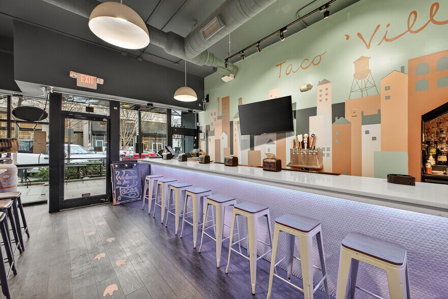 More Photos Of 20 S Main St, Greenville Storefront Retail Office For Lease