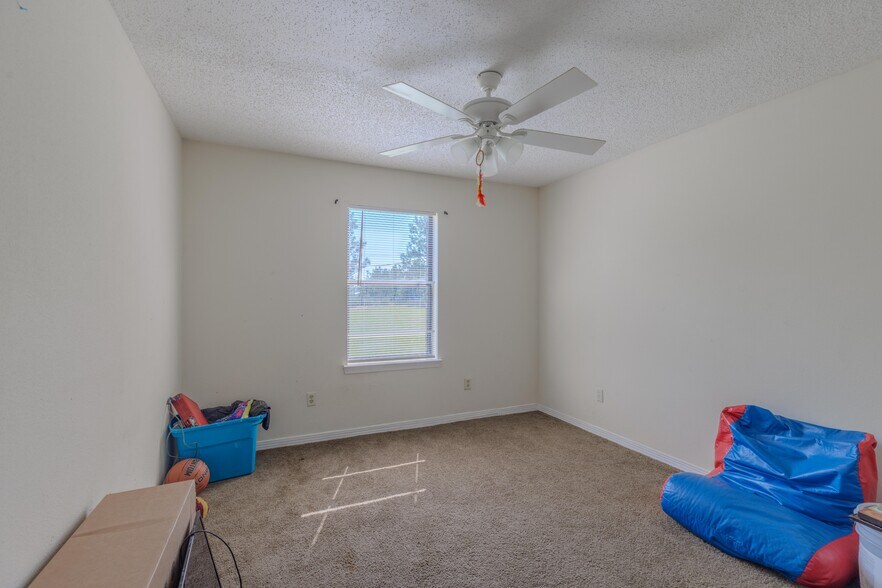 More Photos Of 5646 Cyanamid Rd, Milton Apartments For Sale