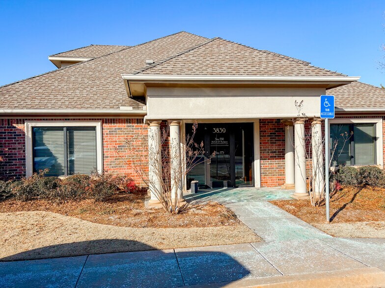 More Photos Of 3839 S Boulevard Ave, Edmond Medical For Sale