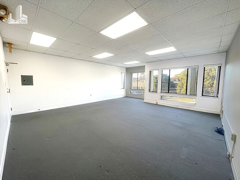More Photos Of 2301-2323 Noriega St, San Francisco Medical For Sale
