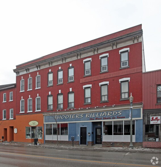 More Photos Of 37-39 King Av E, Newcastle Storefront Retail Residential For Lease