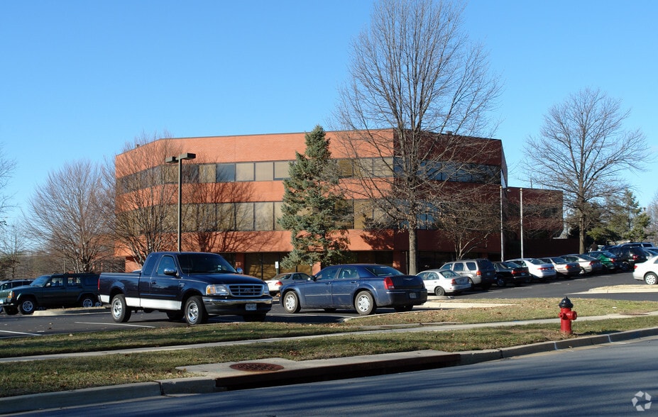More Photos Of 4 Research Ct, Rockville Research And Development For Lease