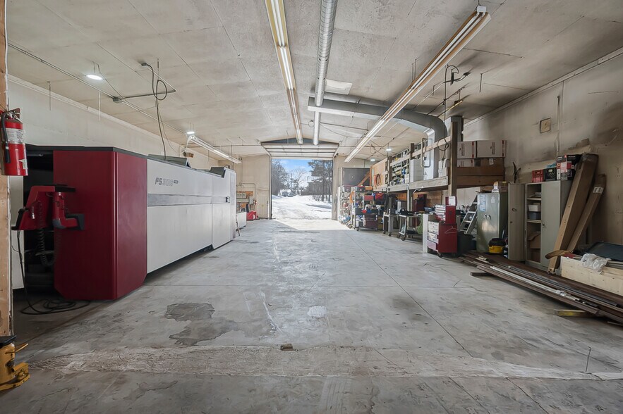 More Photos Of 4871 Wellington Road 29, Guelph Warehouse For Sale