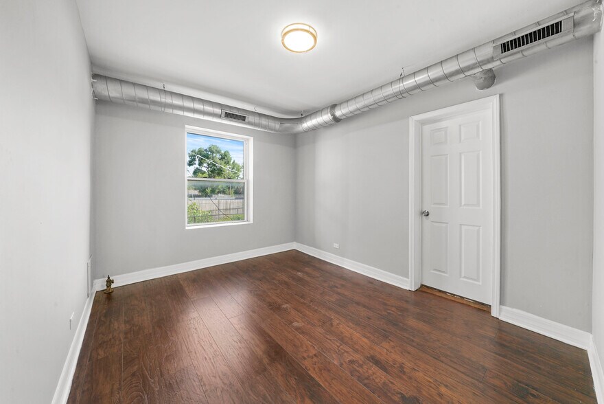 More Photos Of 3548 W 15th St, Chicago Apartments For Sale