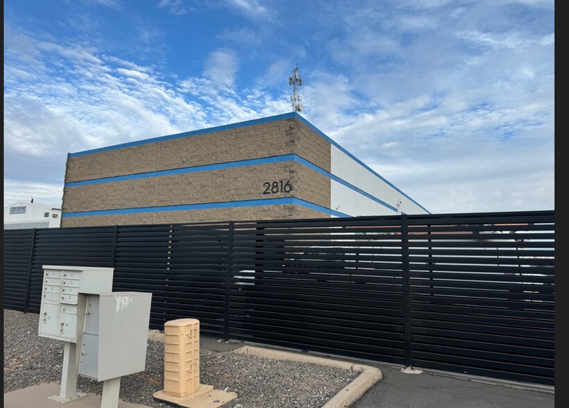 More Photos Of 2816 E Jones Ave, Phoenix Manufacturing For Lease