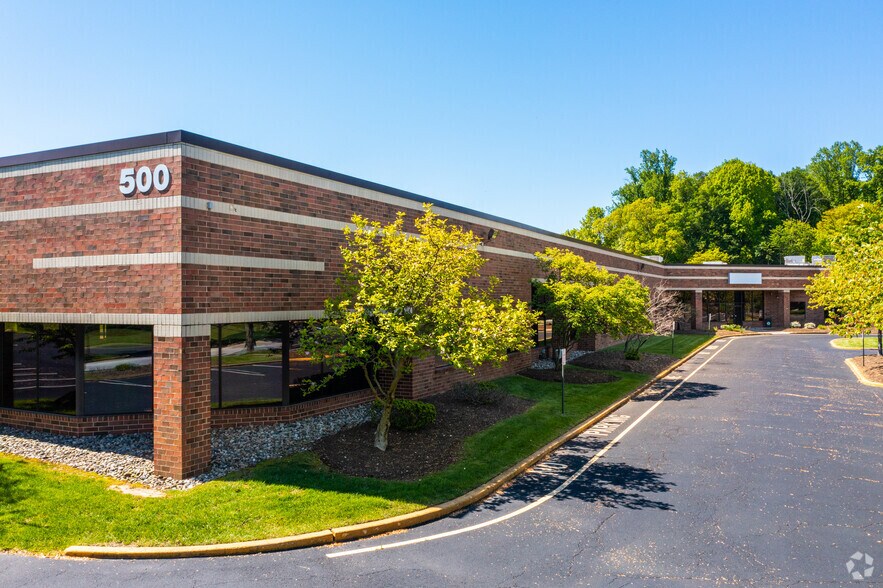More Photos Of 500 Enterprise Rd, Horsham Township Flex For Lease