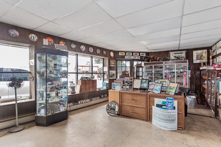 More Photos Of 307 Paterson Ave, East Rutherford Auto Repair For Sale