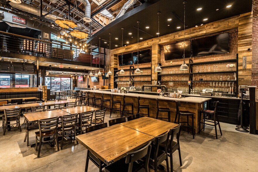 More Photos Of 2420 Hillsborough St, Raleigh Restaurant For Lease