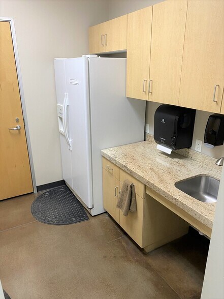 More Photos Of 2990 N Litchfield Rd, Goodyear Office Residential For Sale